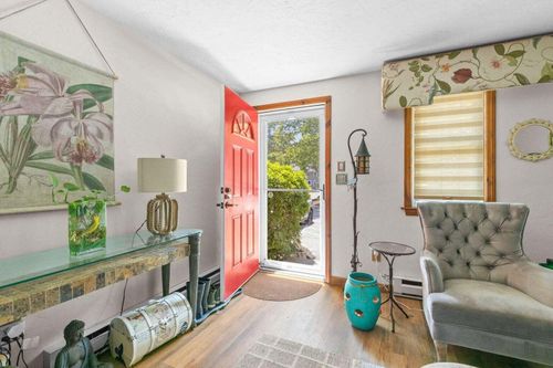 apt-20c-300 Falmouth Rd, Mashpee, MA, 02649-2696 | Card Image