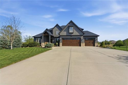 12602 117th St, Kearney, MO, 64060-9116 | Card Image