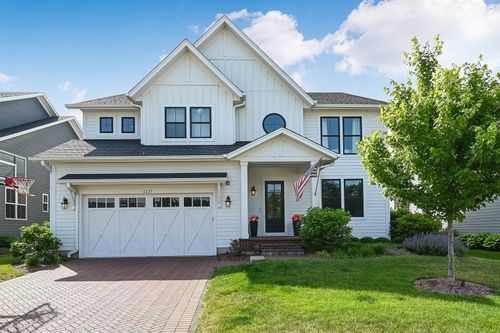 1117 Hickory Dr, Western Springs, IL, 60558-5016 | Card Image