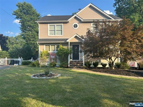 478 Hunter Rd, Ridgewood, NJ, 07450-5516 | Card Image