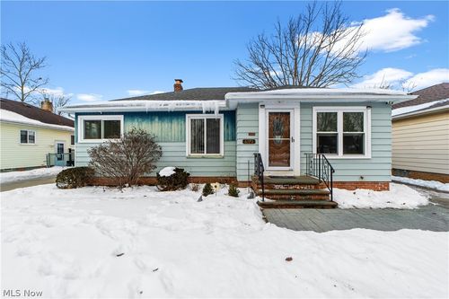 6370 Stratford Dr, Parma Heights, OH, 44130-3173 | Card Image