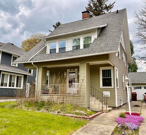 754 Oakridge Dr, Jackson, MI, 49203-3915 | Card Image