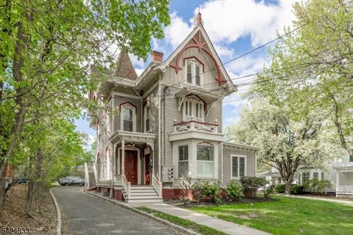 331 Main St, Chatham, NJ, 07928-2212 | Card Image