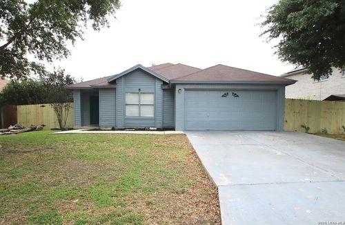 2107 Mossy Creek Dr, San Antonio, TX, 78245-1946 | Card Image