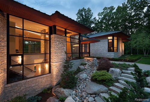 6956 Cooley Lake Rd, White Lake, MI, 48383-3406 | Card Image