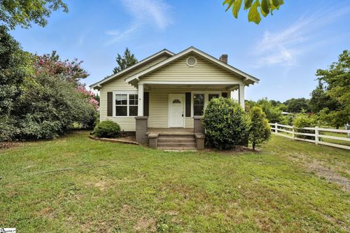 8490 Dandelion Lane, spartanburg, SC, 29303 | Card Image