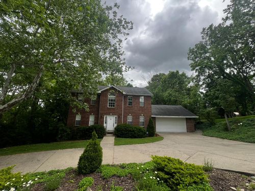 19482 Knollwood Dr, Lawrenceburg, IN, 47025-9209 | Card Image