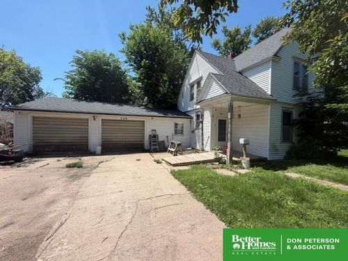 209 E Main St, Cedar Bluffs, NE, 68015-3130 | Card Image