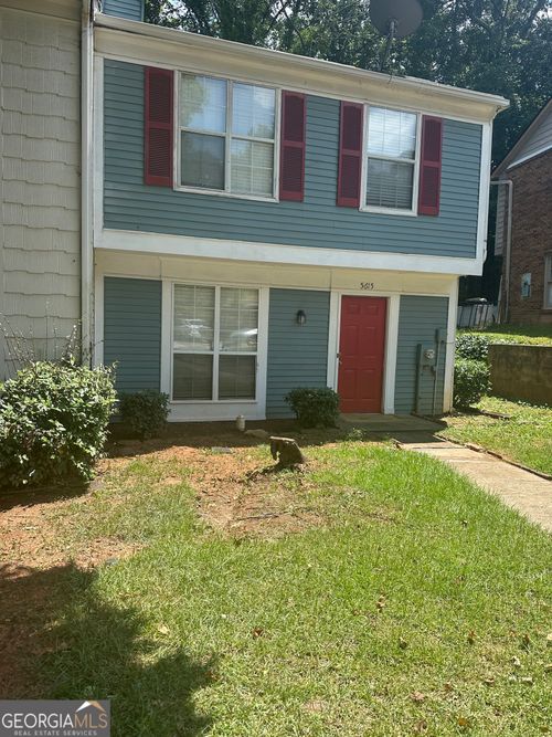 5615 Wells Cir, Stone Mountain, GA, 30087-5259 | Card Image