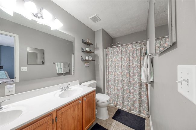 Master on suite | Image 21
