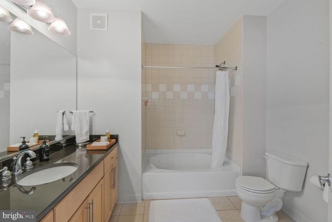 APT-336 - 1201 E West Hwy, Condo with 2 bedrooms, 2 bathrooms and null parking in SILVER SPRING MD | Image 24