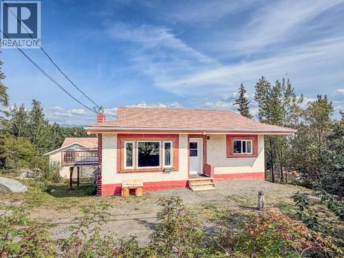 1512 Centennial St, Whitehorse, YT, Y1A3Z3 | Card Image