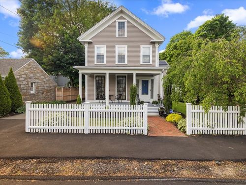 55 Dwight St, Dedham, MA, 02026-4421 | Card Image