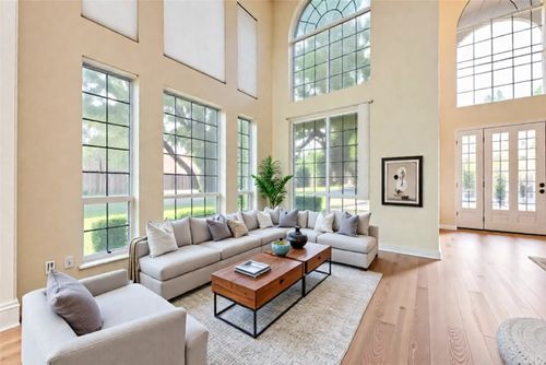 1135 Wedge Hill Rd, Mckinney, TX, 75072-5233 | Card Image