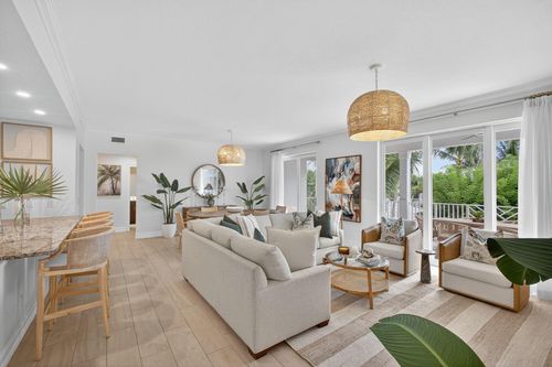 833 Bay Colony Dr S, Juno Beach, FL, 33408-2186 | Card Image