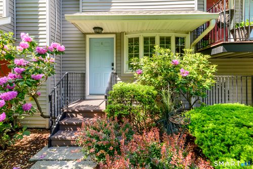 g-2700 Bedford St, Stamford, CT, 06905-3935 | Card Image