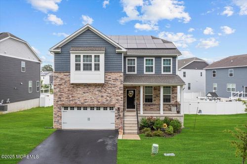 70 Westmont Dr, MEDFORD, NJ, 08055-4043 | Card Image