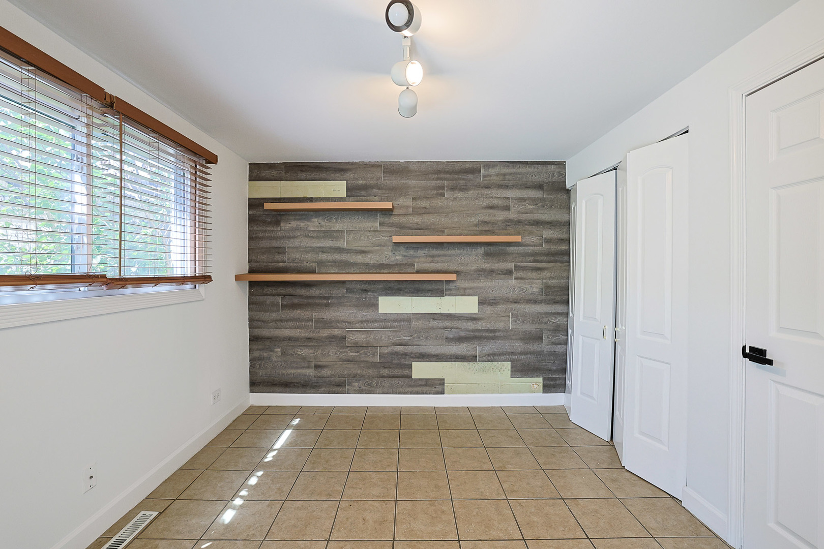 Residential in Libertyville 5