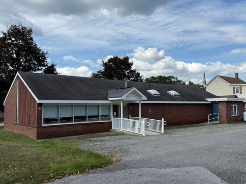 211 5th St, Seward, PA, 15954 | Card Image