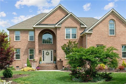 800 Wakedale Arch, Chesapeake, VA, 23322-7361 | Card Image