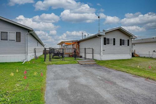 9511 111 Avenue, Clairmont, AB, T0H0W1 | Card Image