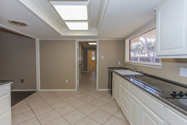 10 Glenwick Cv, House other with 3 bedrooms, 3 bathrooms and 2 parking in Big Spring TX | Image 13