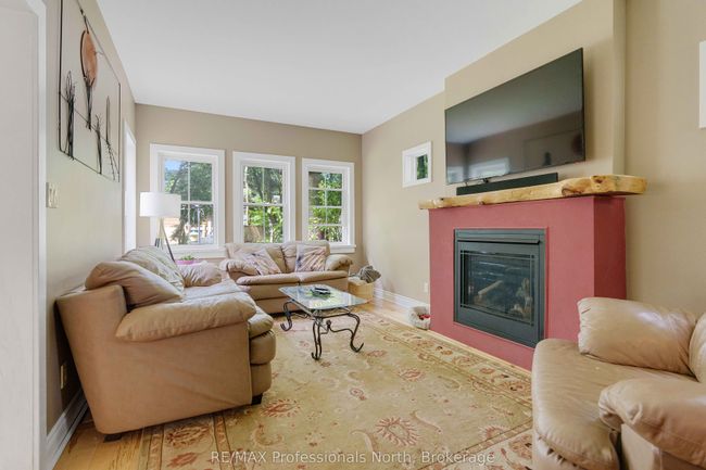 550 Wagner St, House other with 3 bedrooms, 3 bathrooms and 4 parking in Gravenhurst ON | Image 29