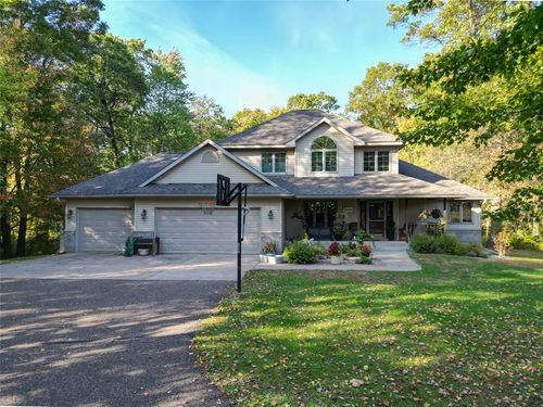 2448 30th Ave, Elk Mound, WI, 54739-2010 | Card Image