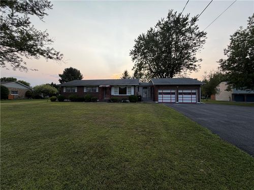 2662 Community Dr, BATH, PA, 18014-9205 | Card Image