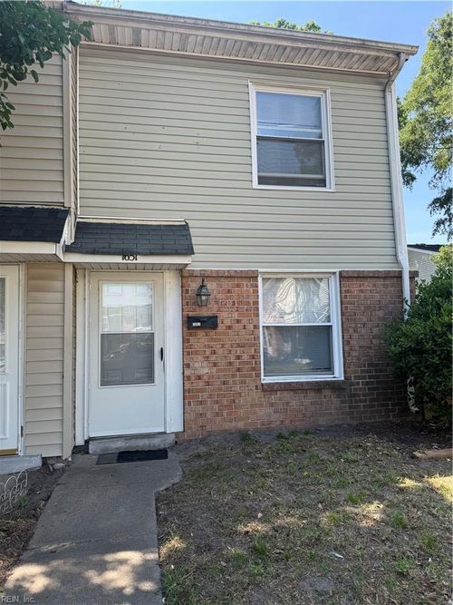 1651 Darren Cir, Portsmouth, VA, 23701-3103 | Card Image