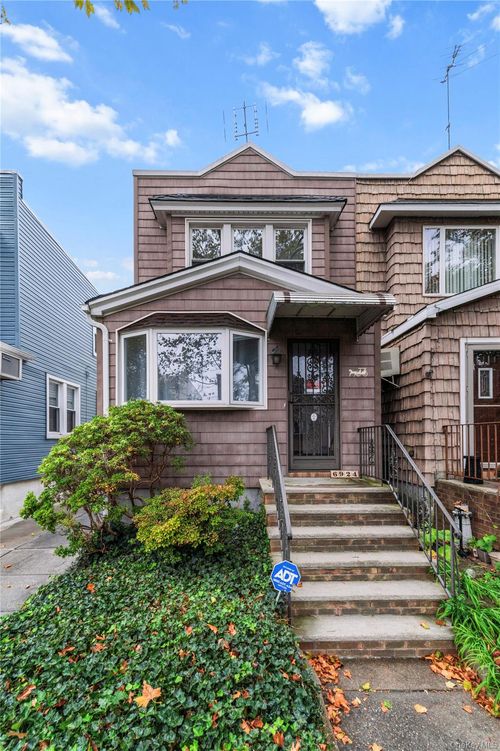 6924 67th Pl, Glendale, NY, 11385-6625 | Card Image