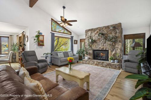 205 Alpine Ct, Glenwood Springs, CO, 81601-9218 | Card Image