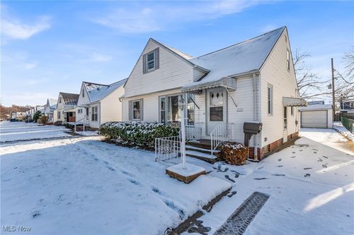 24270 Glenforest Rd, Euclid, OH, 44123-2355 | Card Image