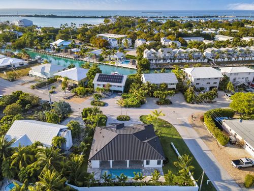 129 N Indies Dr, Duck Key, FL, 33050-3704 | Card Image