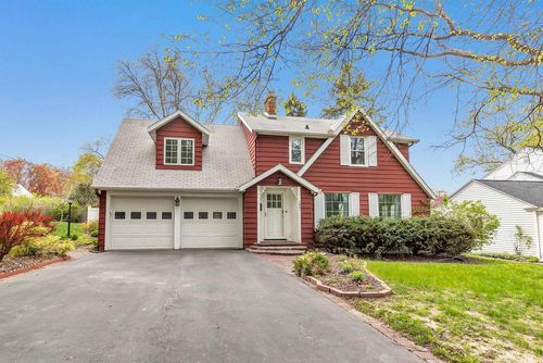 301 Iroquois Avenue, ALLOUEZ, WI, 54301 | Card Image