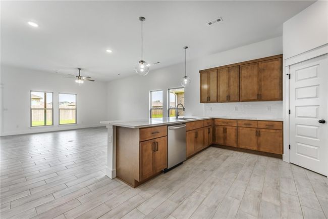 737 Lewis St, House other with 3 bedrooms, 2 bathrooms and null parking in Pea Ridge AR | Image 7