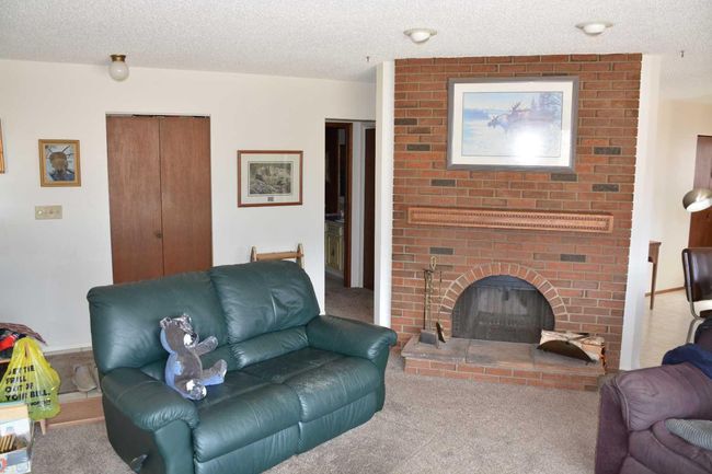 7113 99 St, House other with 3 bedrooms, 2 bathrooms and 4 parking in Peace River AB | Image 5