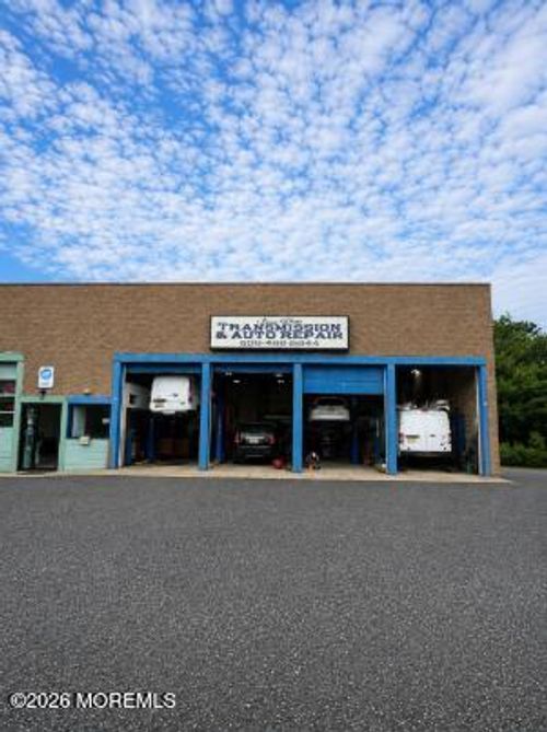 307 Route 9, Waretown, NJ, 08758-1702 | Card Image