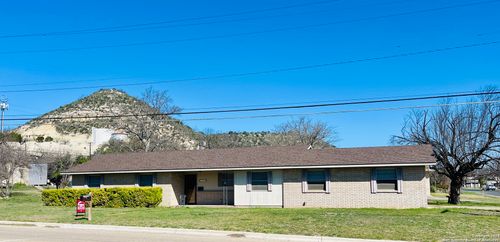 1902 College St, Junction, TX, 76849-4512 | Card Image