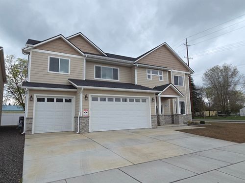 12704 E Desmet Ave, Spokane Valley, WA, 99216-2456 | Card Image
