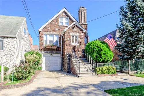 2222 Fenton Avenue, New York, NY, 10469 | Card Image