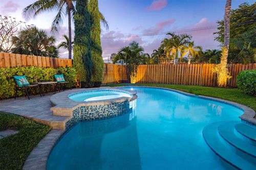 1924 Ne 18th St, Fort Lauderdale, FL, 33305-3404 | Card Image