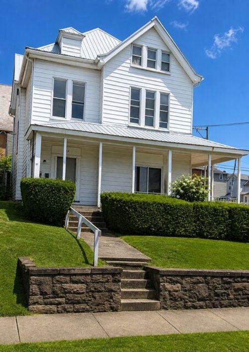 1-517 Walnut St, Irwin, PA, 15642-3565 | Card Image