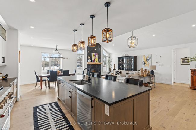 425 Ginger Cres, House other with 5 bedrooms, 4 bathrooms and 6 parking in Metcalfe ON | Image 15