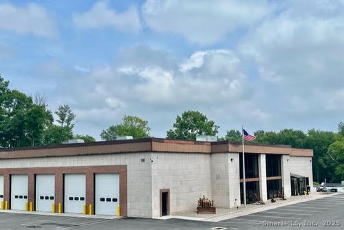 23 Commerce Rd, Newtown, CT, 06470-1607 | Card Image