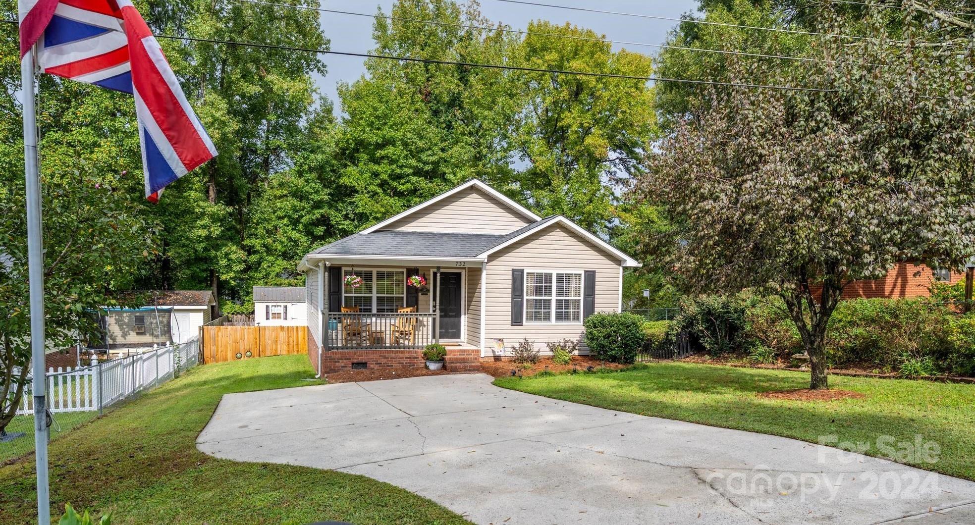 Pleasant Ave, Kannapolis, NC 28081