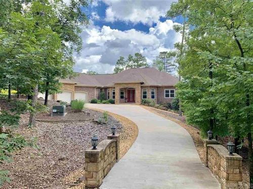 9 Granada Ln, Hot Springs Village, AR, 71909-7734 | Card Image