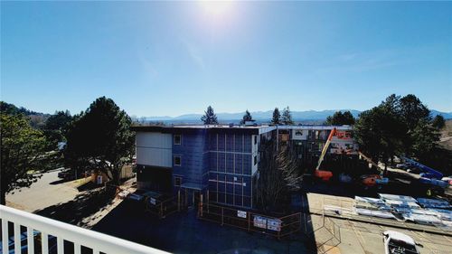 401-175 Centennial Dr, Courtenay, BC, V9N7M4 | Card Image