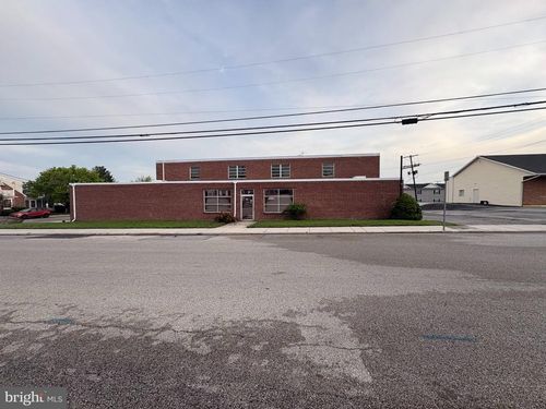 25 Maple Ave, HANOVER, PA, 17331-5112 | Card Image
