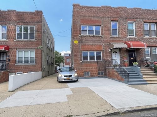 3321 Fish Avenue, New York, NY, 10035 | Card Image
